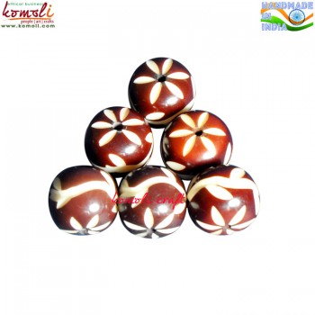 Vintage Carved Brown White - Two Tone Resin Beads