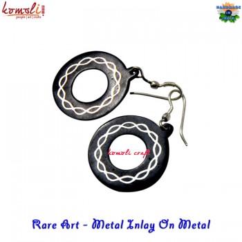 Black Twitch Silver Inlay Engraved Earring Bidri Handicraft