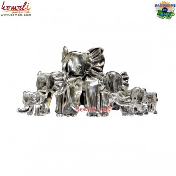 A Happy Family of 7 Elephants - Glass Sculpture