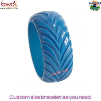 Blue Geometric Carved Wavy Resin Bangle Bracelet