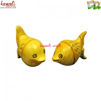 Cutie Pie - Wooden Carved Fishes - Set of 2