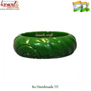 Green engraved bangle